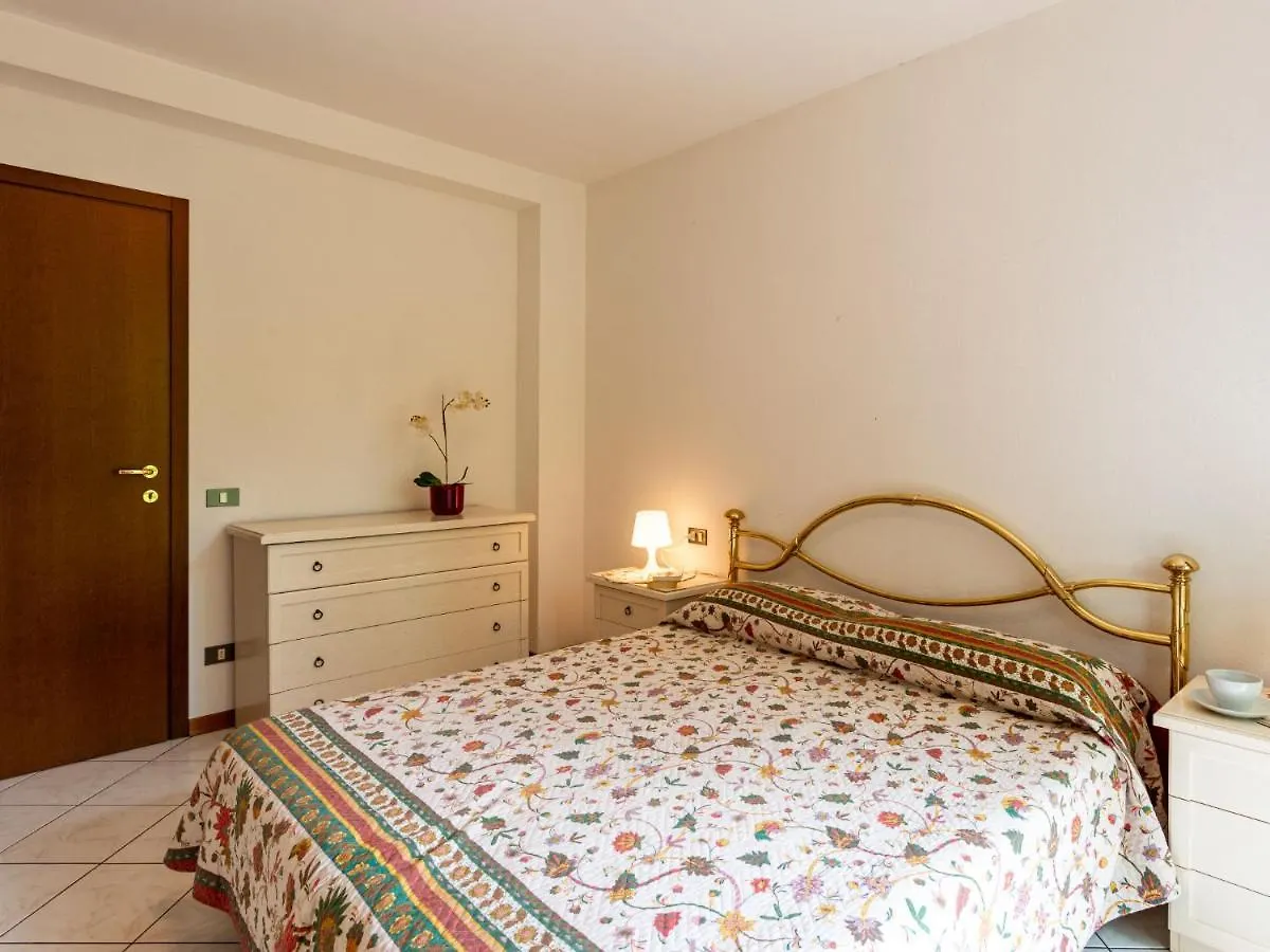 Apartment Ca Del Bernardi By Interhome Porto Valtravaglia